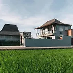 Chic Designer Villas - Steps From Lima Beach