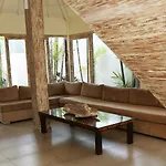 Villa Oberoi 2 Bedrooms