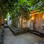 Abian Taksu Suite & Villas