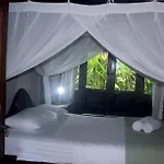 Lovina Beachhouse Villas