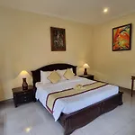 Nyoman Sandi Guest House
