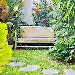 Mozon Garden Villa - A Tropical Paradise By The Beach