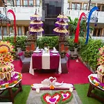 Famous Hotel Kuta Formerly Permata Kuta Hotel