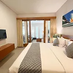 Apple Villa & Suite Seminyak