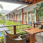 Apple Villa & Suite Seminyak