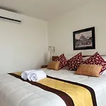 Puri Saren Anyar