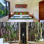 Hill Dance Bali American Hotel