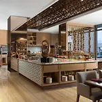 Eden\'Z Suite\'S Hotel