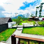 Bali Cottages Lake View