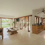 Tropical Villa Asmara - 400Sqm Garden Oasis With Large Pool And Scenic Views