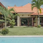 Tropical Villa Asmara - 400Sqm Garden Oasis With Large Pool And Scenic Views