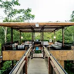 Nirata Treehouse