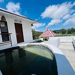 Bukit Catu Bungalows