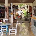 Sunrise Cafe Bungalows