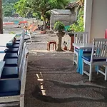 Sunrise Cafe Bungalows