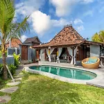 Kayu Senses - Private Villas Around Endless Ricefield