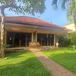 Tattva Uluwatu, Surf & Yoga Retreat