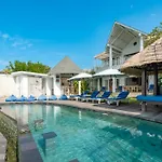 Ceningan Beachside Villas