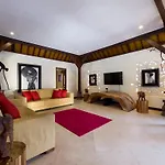 Villa San