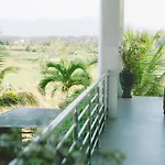 Three Palms Surf & Stay Medewi