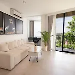 Onyx Beach Hotel