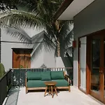 Sanglung Villas & Suites