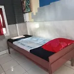 Apollo Hostel