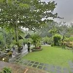 Alam Puri Art Museum Resort & Spa
