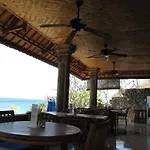 Bayu Cottages Hotel & Restaurant