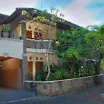 Taman Ayu 212