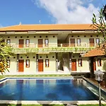 Cempaka Mas Guesthouse