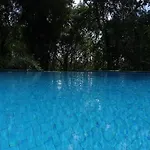Udayana Kingfisher Eco Lodge