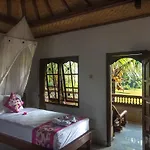 Gusti\'S Garden 2 Guest House