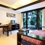 S\'Cape Condotel