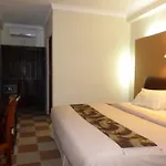 Nathan Hotel