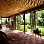 La Taverna Suites