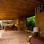 La Taverna Suites