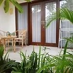 Dwiputra Guest House