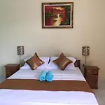 Repag Wayan Canggu Hostel