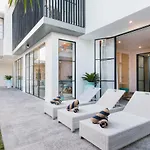 Villa Como Close To Finns Beach Club