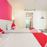 Oyo Flagship 760 Oasis Kuta