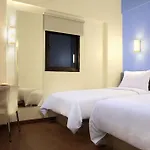 Amaris Hotel Sunset Road - Bali