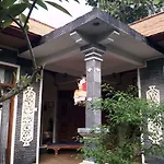 Barclona Guesthouses Lovina
