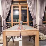 Gajah Biru Bungalows