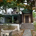 Villa Mutiara
