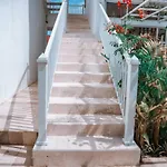 Hikari Guesthouse