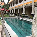Grand City Inn