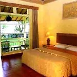 Bali Lovina Beach Cottages