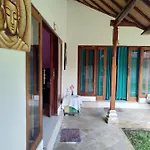 Memes House Backpacker