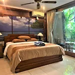 Sus Beach Cottages 1 Legian